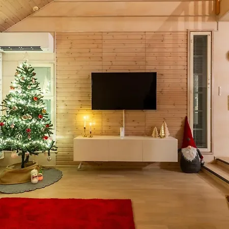 Arctic Escape Near Santa Claus Village Rovaniemi